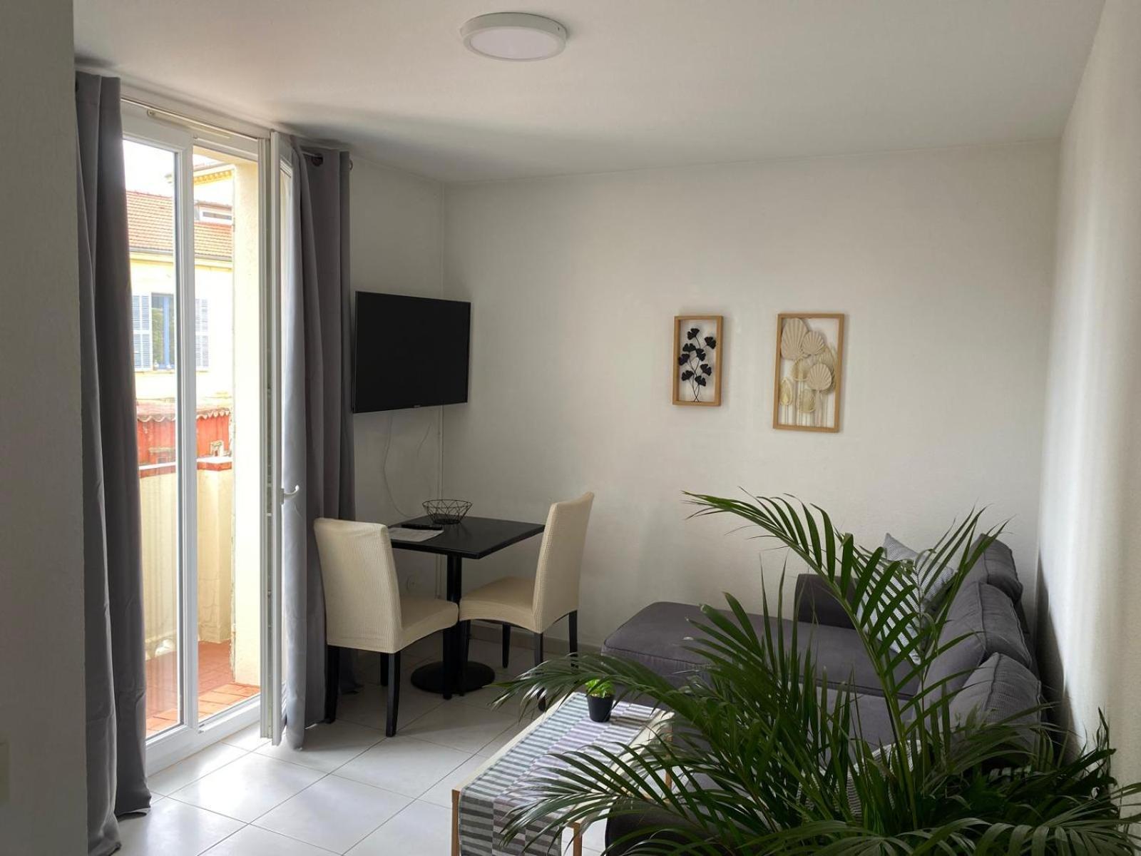 Kimi Residence Cannes Luaran gambar